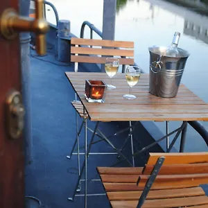  Botel Boat & Breakfast Bellevue
